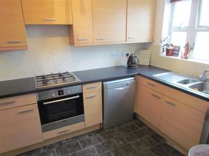 Kitchen- click for photo gallery